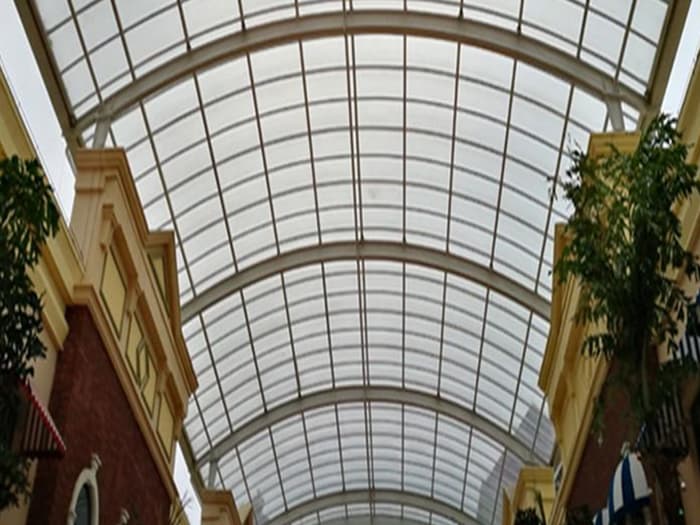 平凉屋面网架顶棚吊装方案